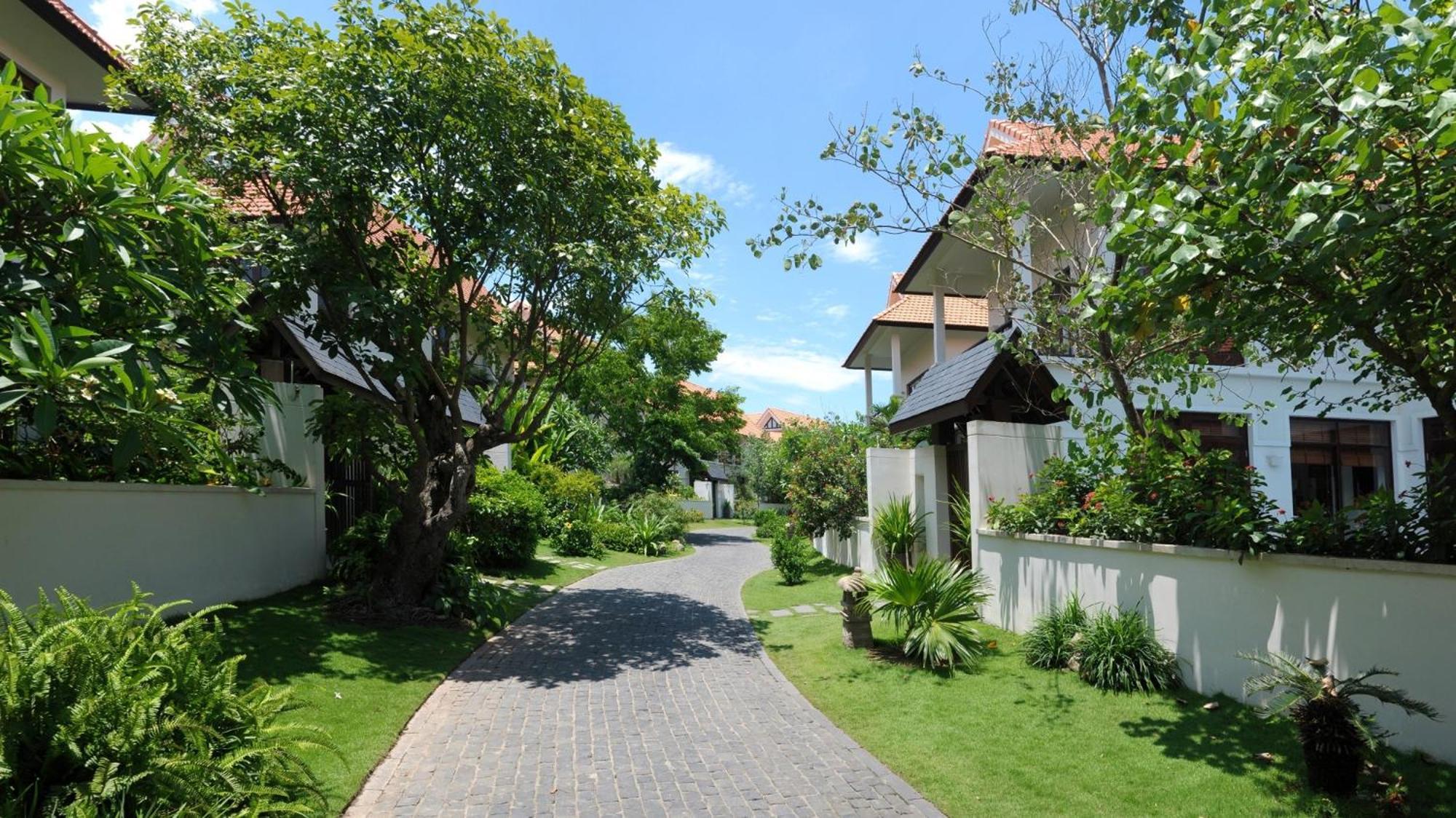 Tropical Pool Villas Da Nang Exterior photo